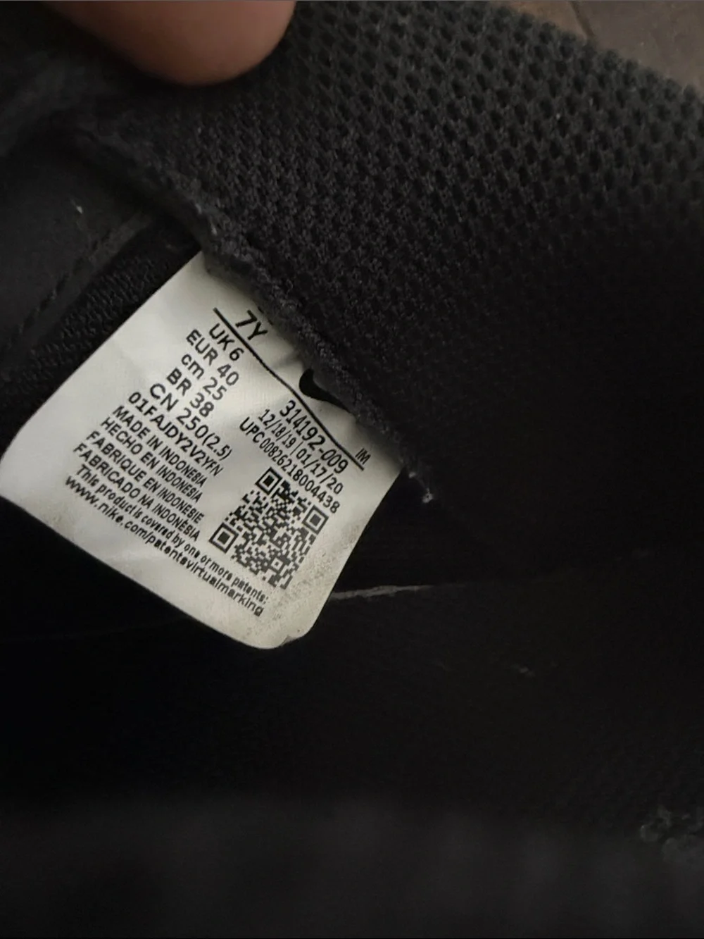 Nike Kids Black Low-Top Sneakers